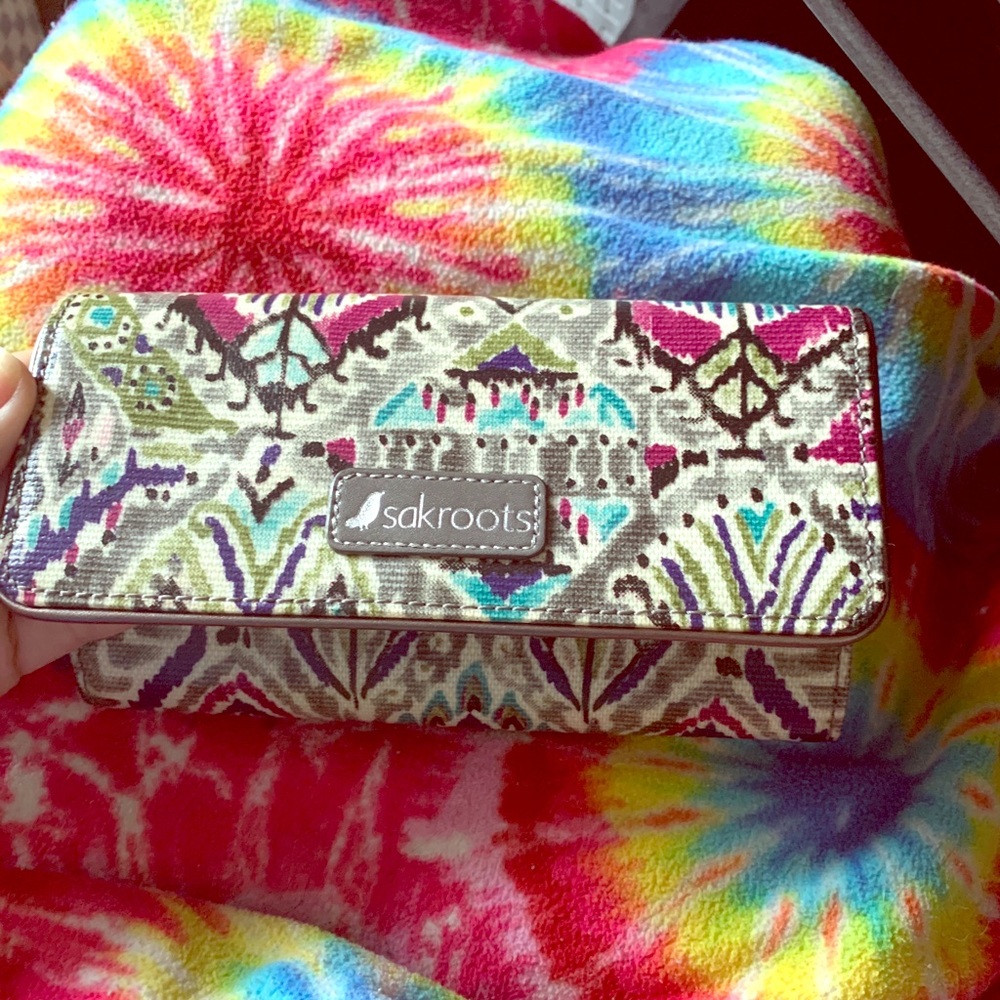 Sakroot Megan Snap Trifold Wallet 💚🦜